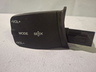 bontott FORD FOCUS II Rádió / CD Kapcsoló