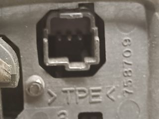 bontott FORD FOCUS II Rádió / CD Kapcsoló