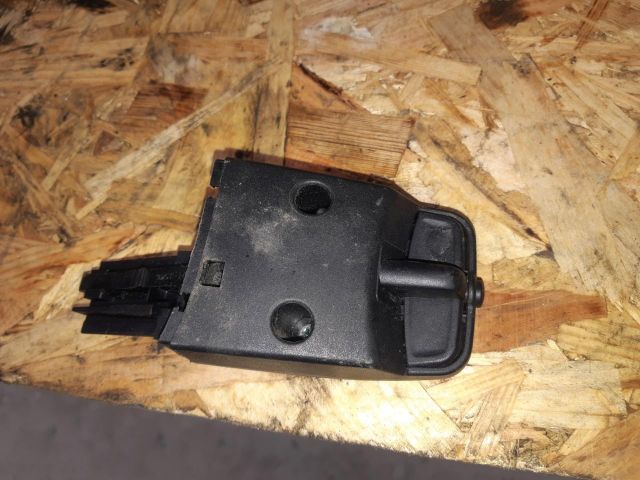 bontott FORD FOCUS II Rádió / CD Kapcsoló