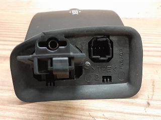 bontott FORD FOCUS II Rádió / CD Kapcsoló