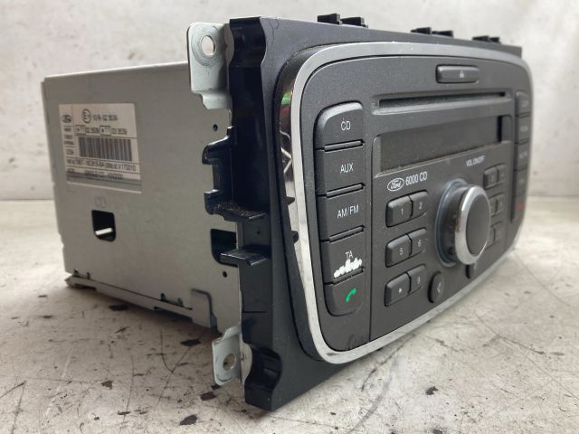 bontott FORD FOCUS II Rádió / CD