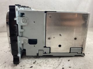 bontott FORD FOCUS II Rádió / CD