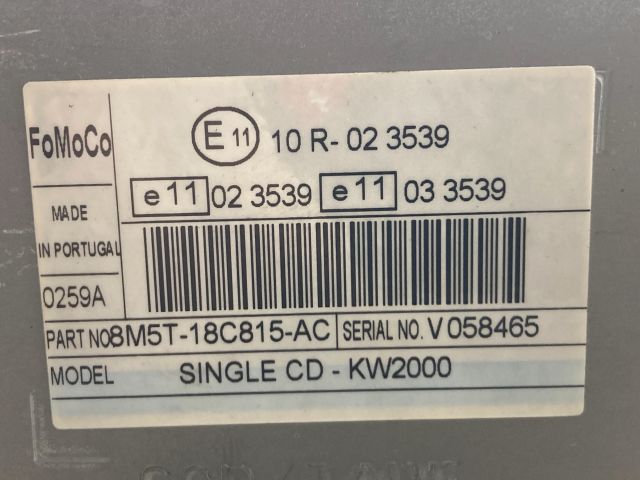 bontott FORD FOCUS II Rádió / CD