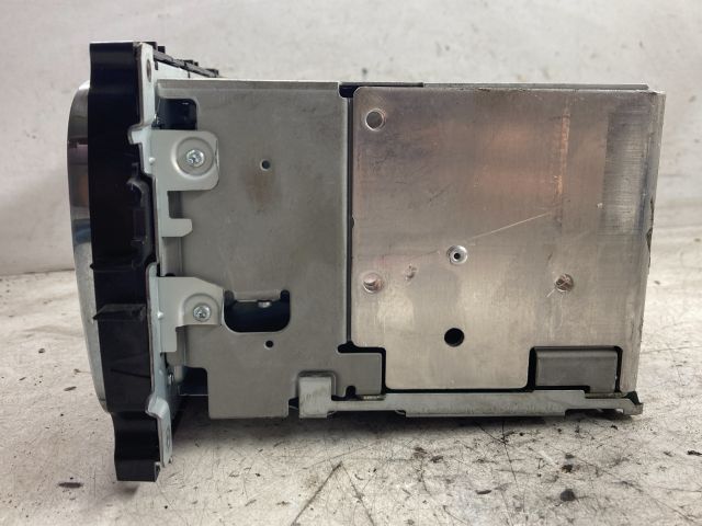 bontott FORD FOCUS II Rádió / CD