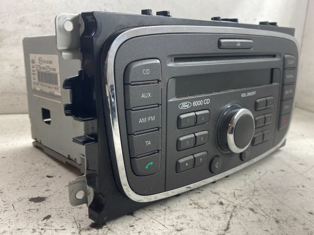 bontott FORD FOCUS II Rádió / CD