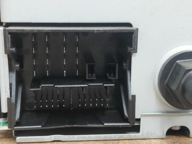 bontott FORD FOCUS II Rádió / CD