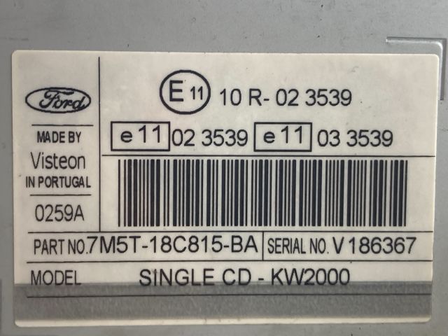 bontott FORD FOCUS II Rádió / CD