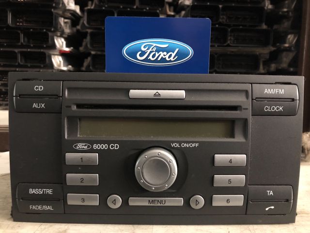 bontott FORD FOCUS II Rádió / CD