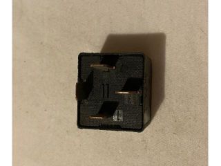 bontott FORD FOCUS II Relé