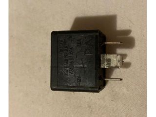 bontott FORD FOCUS II Relé