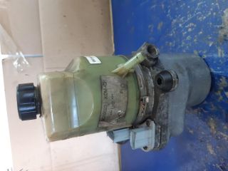 bontott FORD FOCUS II Szervóolaj Tartály