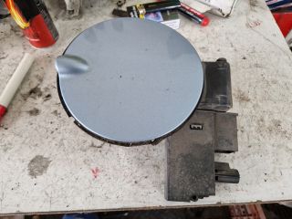 bontott FORD FOCUS II Tankajtó