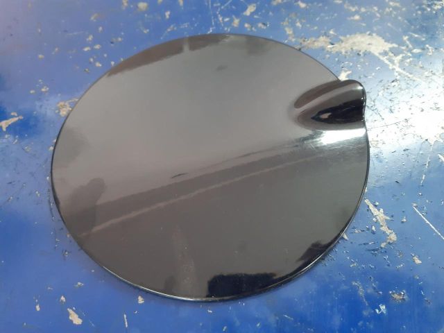 bontott FORD FOCUS II Tankajtó