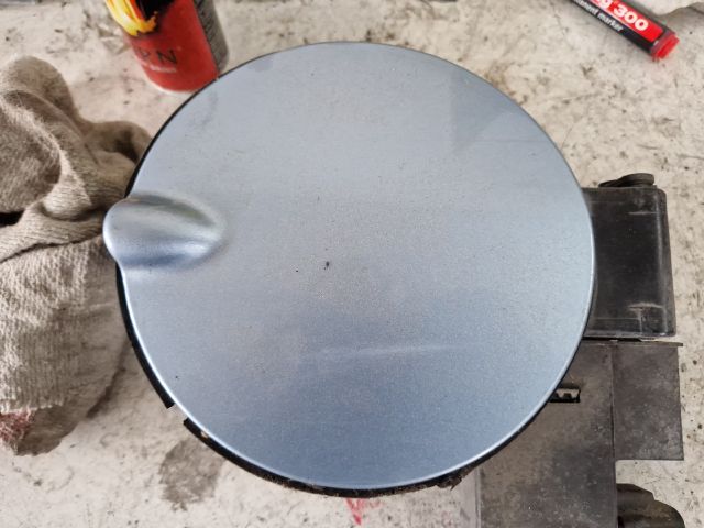 bontott FORD FOCUS II Tankajtó