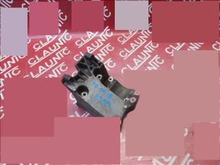 bontott FORD FOCUS II Tartó Bak