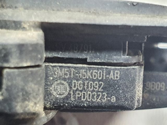 bontott FORD FOCUS II Távirányító Kulcsbetét