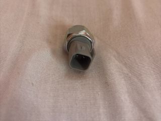 bontott FORD FOCUS II Tolatólámpa Kapcsoló