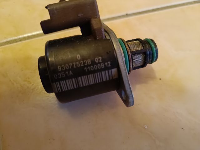 bontott FORD FOCUS II Üzemanyag Befecskendező Vezérlő