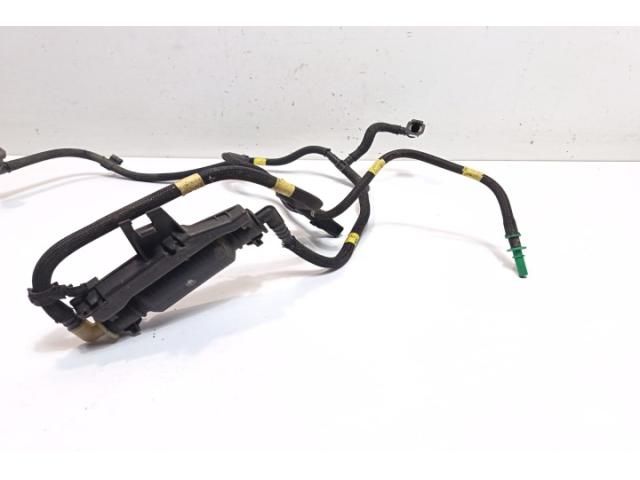 bontott FORD FOCUS II Üzemanyagcső