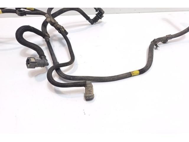 bontott FORD FOCUS II Üzemanyagcső