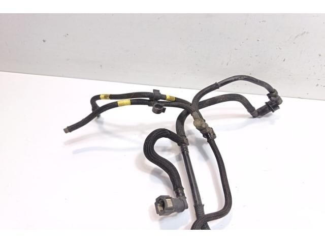 bontott FORD FOCUS II Üzemanyagcső