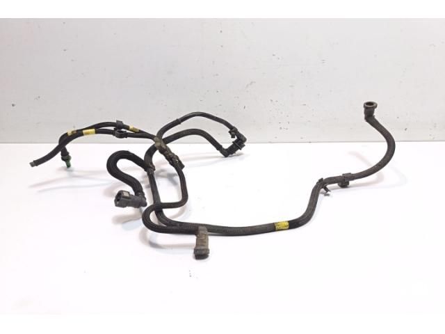 bontott FORD FOCUS II Üzemanyagcső