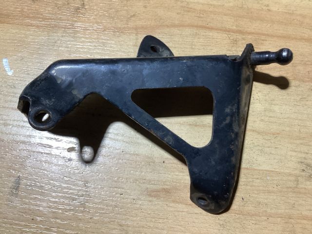 bontott FORD FOCUS II Üzemanyagszűrő Ház