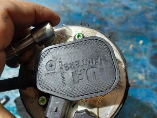 bontott FORD FOCUS II Üzemanyagszűrő Ház