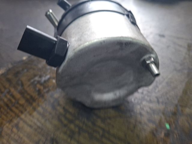 bontott FORD FOCUS II Üzemanyagszűrő Ház