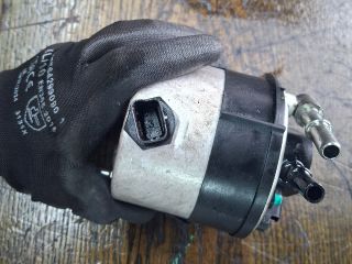 bontott FORD FOCUS II Üzemanyagszűrő Ház