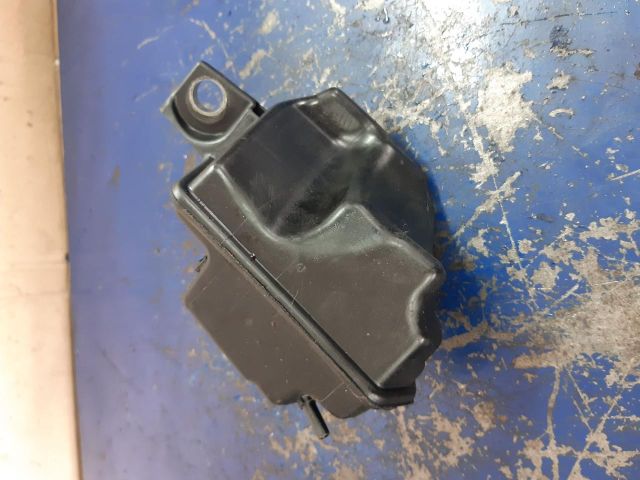 bontott FORD FOCUS II Vákum Tartály