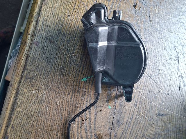 bontott FORD FOCUS II Vákum Tartály