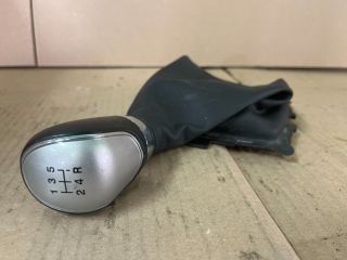 bontott FORD FOCUS II Váltószoknya