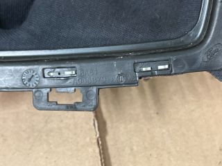 bontott FORD FOCUS II Váltószoknya