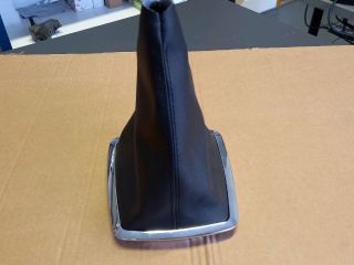 bontott FORD FOCUS II Váltószoknya