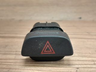 bontott FORD FOCUS II Vészvillogó Kapcsoló