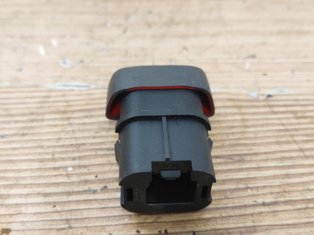 bontott FORD FOCUS II Vészvillogó Kapcsoló