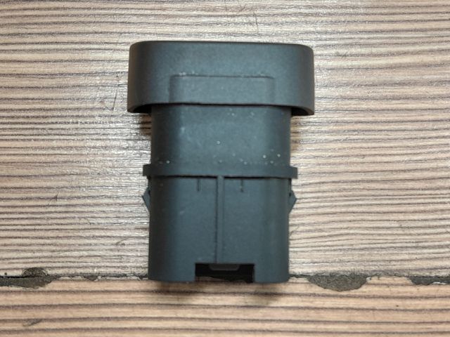 bontott FORD FOCUS II Vészvillogó Kapcsoló