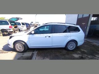 bontott FORD FOCUS II Vonóhorog Elektronika