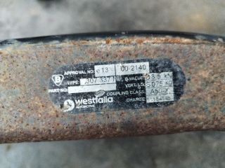 bontott FORD FOCUS II Vonóhorog