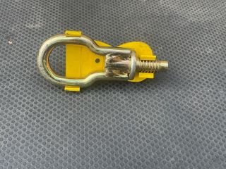 bontott FORD FOCUS II Vonószem