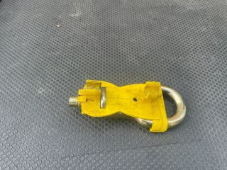 bontott FORD FOCUS II Vonószem