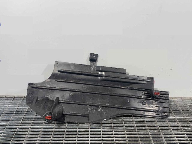 bontott FORD FOCUS III Alsó Motorburkolat