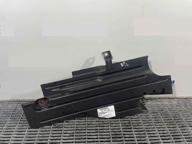 bontott FORD FOCUS III Alsó Motorburkolat