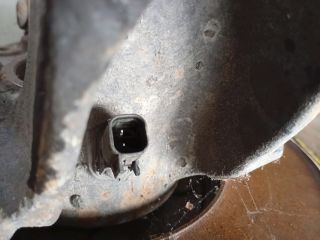 bontott FORD FOCUS III Bal első Csonkállvány Kerékaggyal