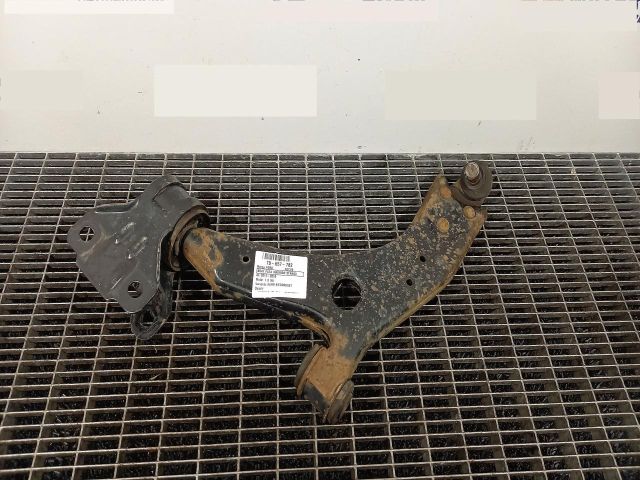 bontott FORD FOCUS III Bal első Lengőkar