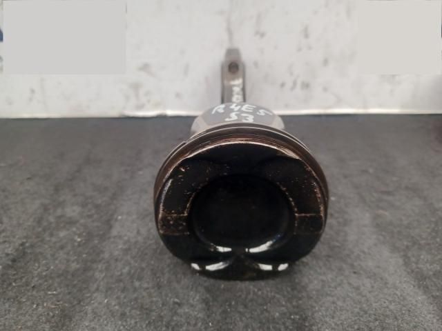 bontott FORD FOCUS III Dugattyú