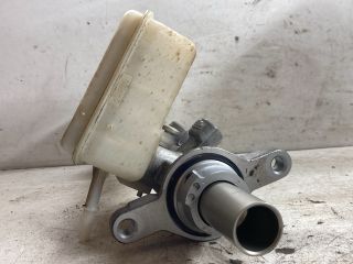 bontott FORD FOCUS III Főfékhenger