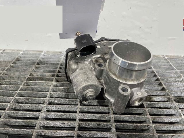 bontott FORD FOCUS III Fojtószelep (Elektromos)