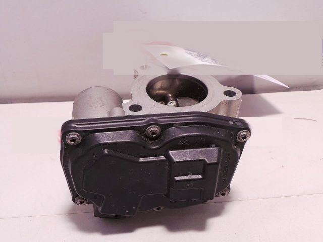 bontott FORD FOCUS III Fojtószelep (Elektromos)